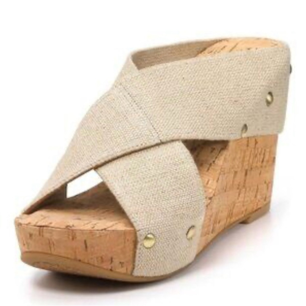 Tan wedges